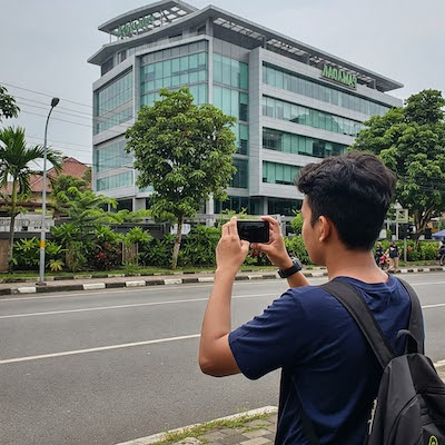 Cek kondisi bangunan, kantor, toko, rumah​​